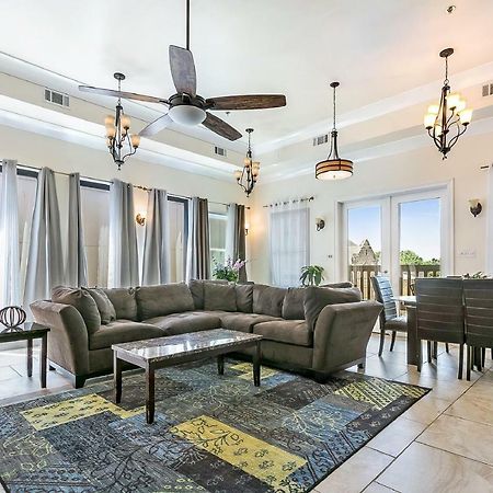 Spacious 4Br Condo On Carondelet Near All Hot Spo New Orleans Esterno foto