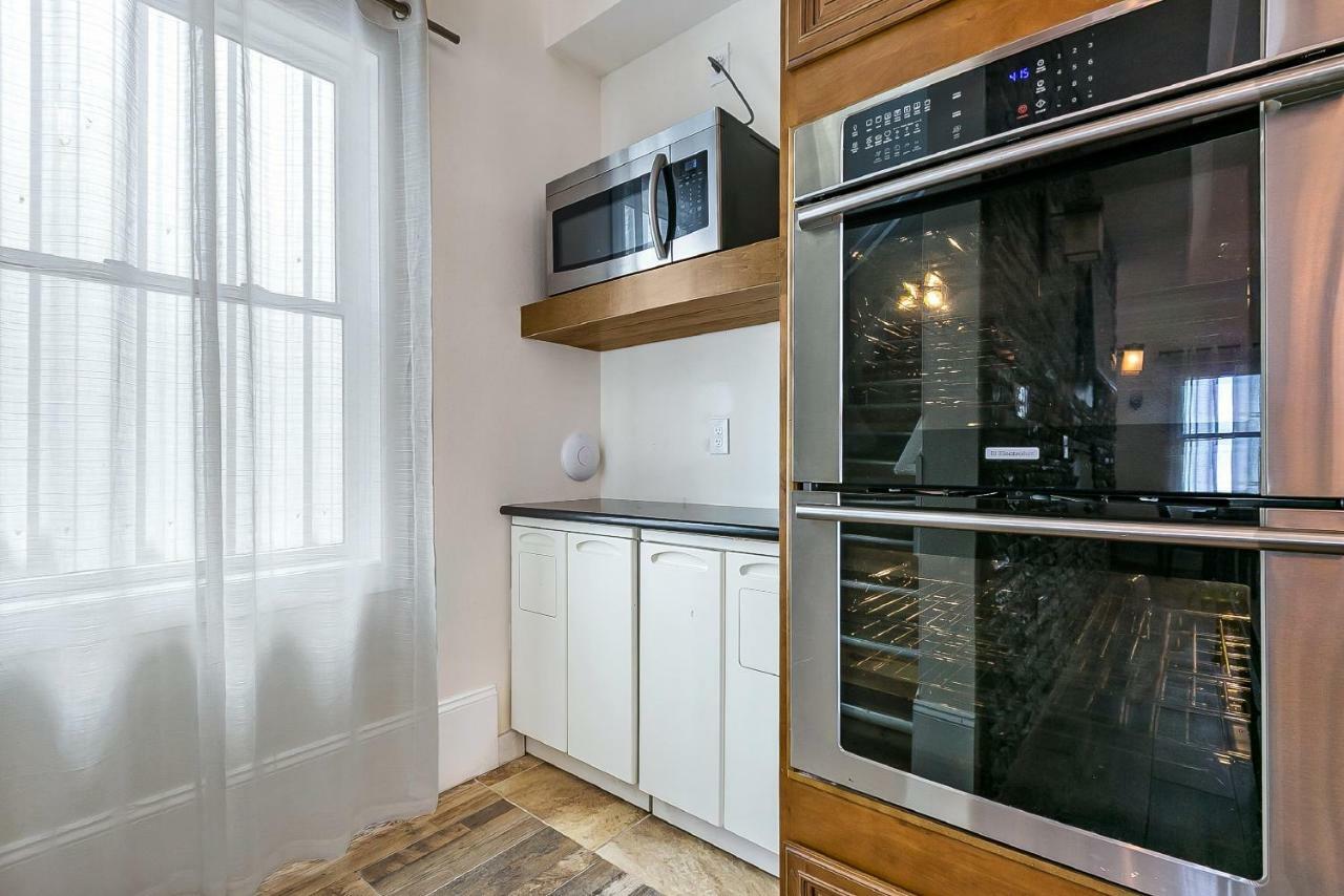 Spacious 4Br Condo On Carondelet Near All Hot Spo New Orleans Esterno foto